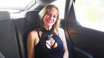 Lolly, 44 years old, an explosive trio for a naughty girl in search of thrills!