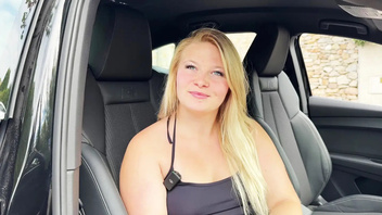 Anissa, 22, has just shot her first porn film from Bordeaux!